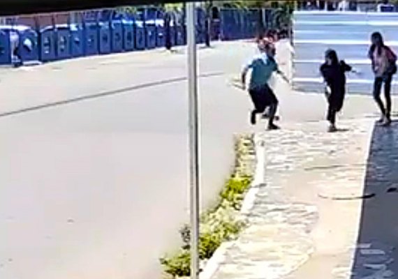 Polícia Civil investiga tentativa de assalto a estudantes no bairro do Poço, em Maceió