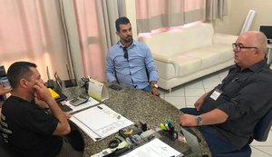 A pedido de Barbosa, comandantes da PM e bombeiros dão apoio a lojistas em Arapiraca