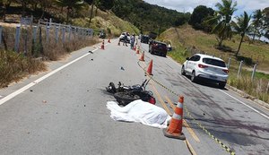 Motoqueiro de 41 anos morre em Porto Calvo após atingir lateral da moto em caminhão