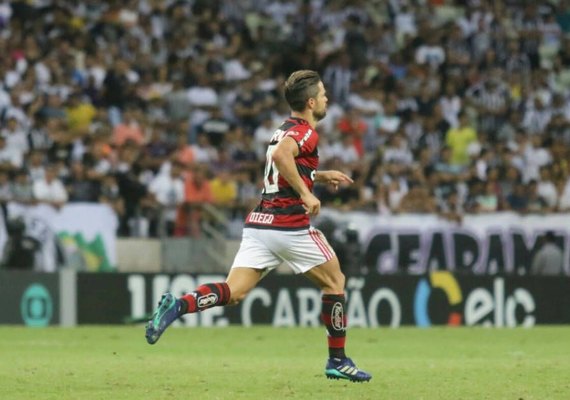 Diego revela agressão, mas elogia torcida do Flamengo