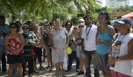 Moradores pedem liberação de rua fechada há quase 40 anos no Rio de Janeiro