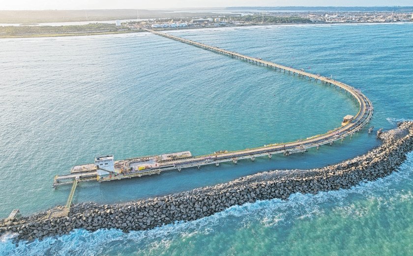 Píer da Braskem no Pontal da Barra está com vistoria vencida