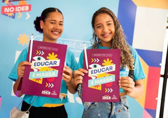 Pré-SAEB: último Aulão promovido pela Semed motiva estudantes