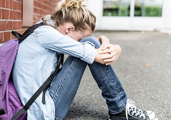 Março Laranja conscientiza sobre a importância de combater o bullying nas escolas através da educação socioemocional