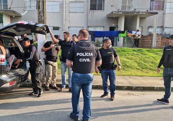 Megaoperação prende suspeitos de violência doméstica, estupros, homicídios e tráfico de drogas