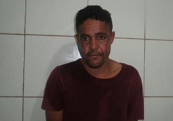 Oplit prende flanelinha suspeito de chutar e danificar carros na Ponta Verde