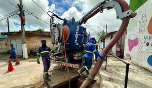 Mais de 400 toneladas de entulhos do sistema de drenagem são retirados em outubro