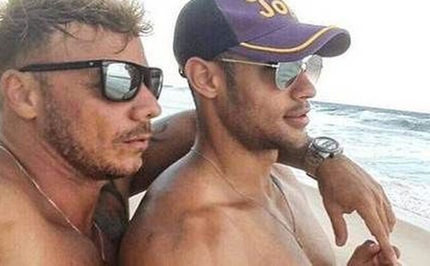 Ex-BBB Cristiano Carnavale assume namoro com Mister Bahia e quer casar