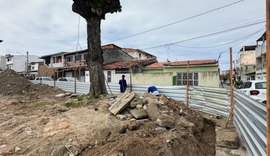 Infraestrutura inicia reforma de praça em Cruz das Almas