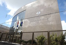 PF realiza diligência em gabinete de desembargador no TJ de Alagoas