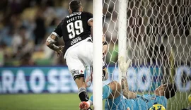 Rayan e Vegetti decidem e Vasco sai em vantagem sobre o Flu na Copa do Brasil