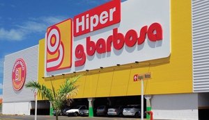 Supermercado deve indenizar cliente que levou queda em piso molhado