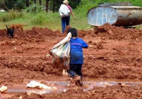 Trabalho infantil: prefeitos são convidados a assinar termo de compromisso