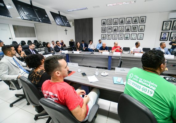 Reajuste salarial em Alagoas superou União e Município em quatro anos