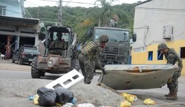 Forças Armadas destroem barricadas na zona oeste do Rio de Janeiro