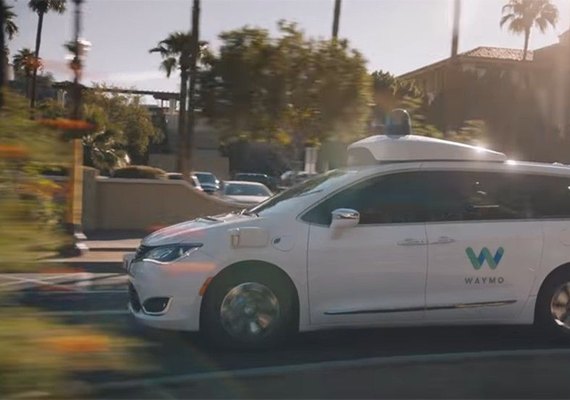 Carro autônomo 'do Google' e rival da Uber começa a rodar com passageiros