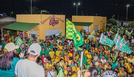 Lívia Carla mobiliza multidão em carreata histórica na Barra de Santo Antônio