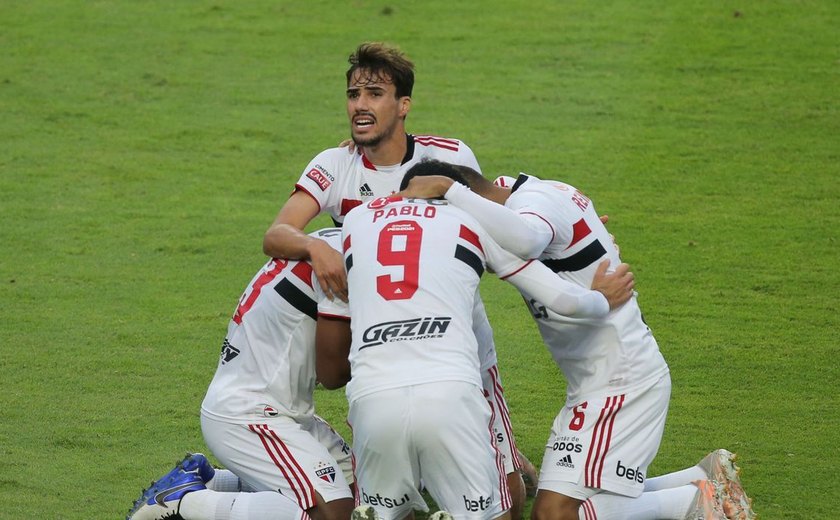 São Paulo derrota o Palmeiras no Morumbi e volta a ser campeão paulista após 16 anos