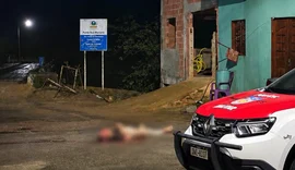 Homem é encontrado morto com as mãos amarradas após ser baleado em Porto Calvo