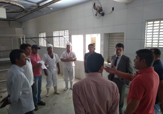 Promotor não encontra motivo para fechamento de Matadouro de Porto Calvo/AL  