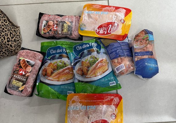Presa mulher que furtou produtos de supermercado em Marechal Deodoro