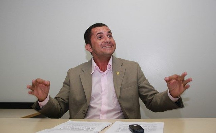 Ex-vereador condenado por assassinato de taxista é preso em Paripueira
