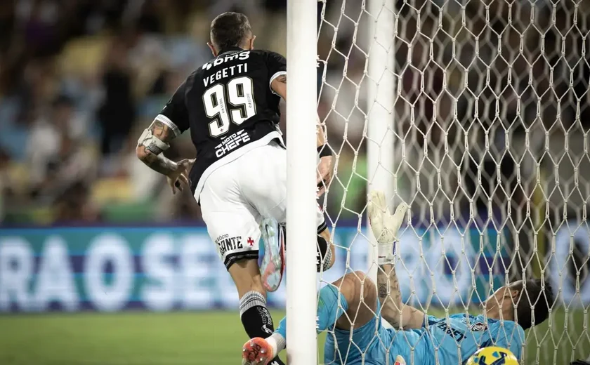 Rayan e Vegetti decidem e Vasco sai em vantagem sobre o Flu na Copa do Brasil