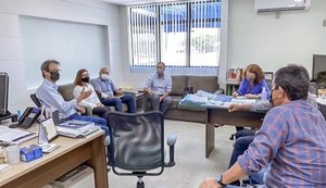Prefeito assegura parceria com Sebrae/AL com planos para desenvolver S. J. da Tapera