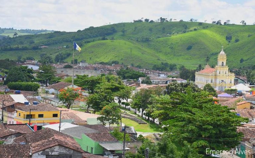 Motociclista fica ferido em colisão com carro em São José da Laje