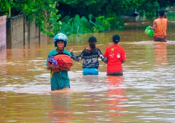 Ciclone tropical mata ao menos 97 pessoas na Indonésia e no Timor Leste