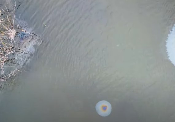 Imagens de drone mostram manchas na área da mina 18