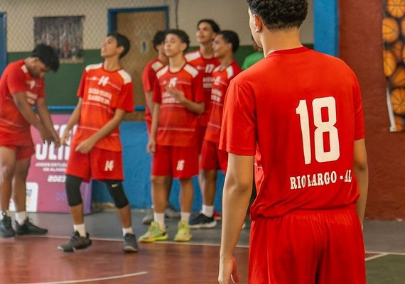 Esporte escolar ajuda na adaptação dos alunos à rotina do ano letivo