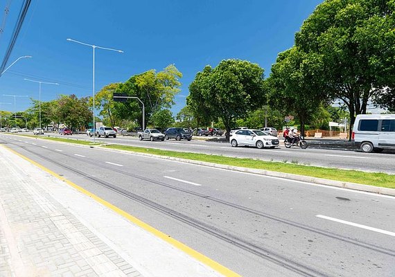 Primeira etapa das obras na Avenida Durval de Góes Monteiro está sendo concluída