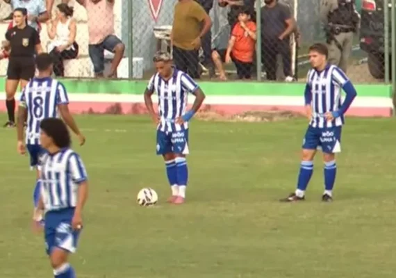 CSA goleia o CSE por 5 a 1 em jogo marcado por paralisações em Palmeira dos Índios