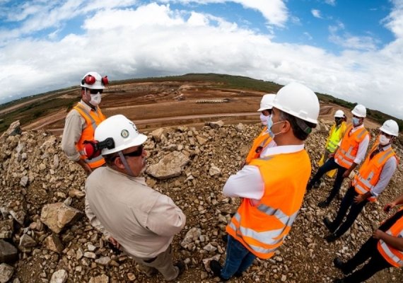 Mineração Vale Verde: Secretário Rafael Brito celebra contratação de 2 mil trabalhadores