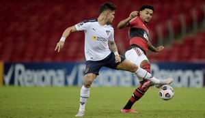 Flamengo arranca empate com LDU e se classifica na Libertadores