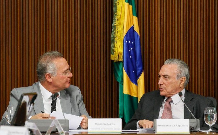 'Saída que mais interessaria ao Brasil hoje' seria eleição indireta, diz Renan
