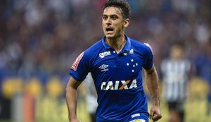 Cruzeiro e Palmeiras encaminham acordo para troca de Fabiano e Robinho