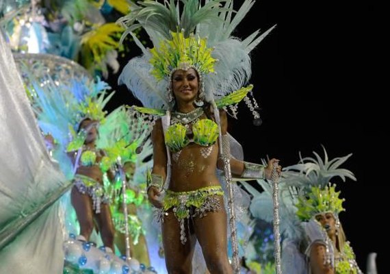 Após adiamento do Carnaval, escolas de samba definem nova data de desfiles