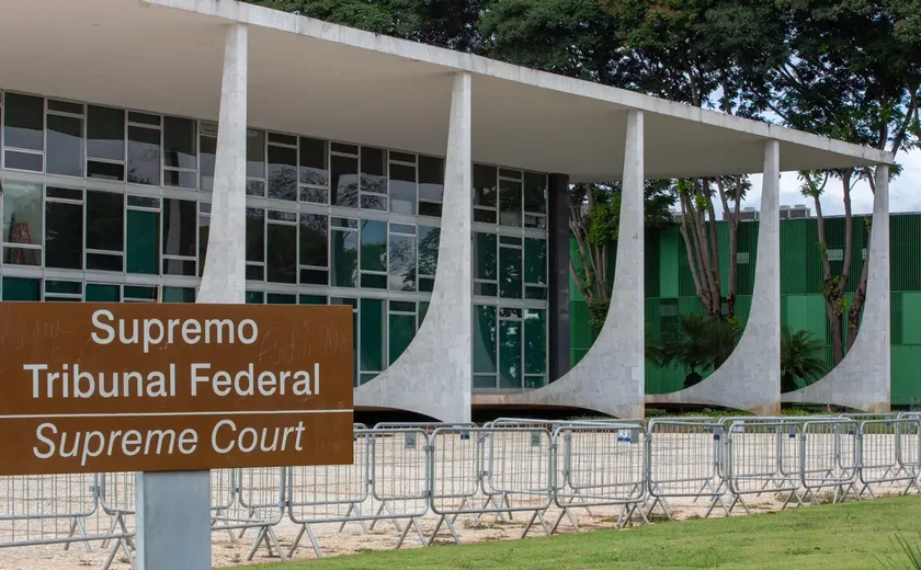 Apenas STF pode autorizar buscas no Congresso, decidem ministros