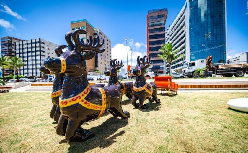 Prefeitura avança na instalação e montagem do Natal Maceió 2025