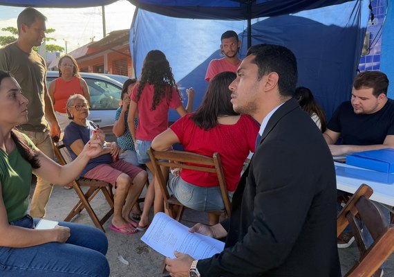 Vereador David do Empregos leva Gabinete Itinerante ao Santos Dumont para ouvir demandas da população