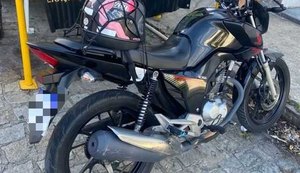 Oplit prende acusado e recupera, na Ponta Verde, moto roubada no Jacintinho