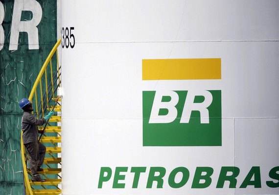 Petrobras reajusta em 6,5% preço do gás para comércio e indústria