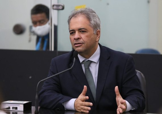 Silvio Camelo parabeniza Uncisal por alcançar excelência em avaliação do MEC