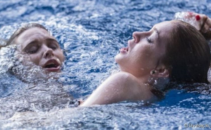 'Totalmente Demais': Cassandra tenta salvar Eliza e quase se afoga também