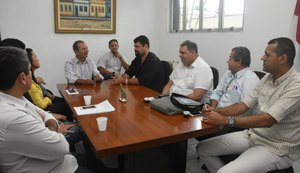 Prefeito anuncia novos secretários como estratégia de administrar Atalaia/AL 