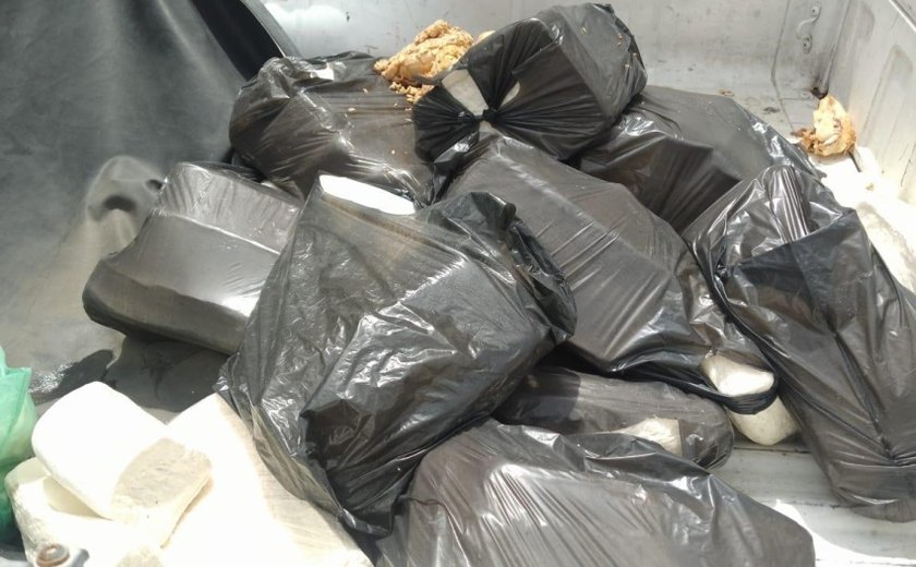 Vigilância Sanitária interdita pastelaria no Vergel e apreende 300 kg de produtos impróprios para consumo