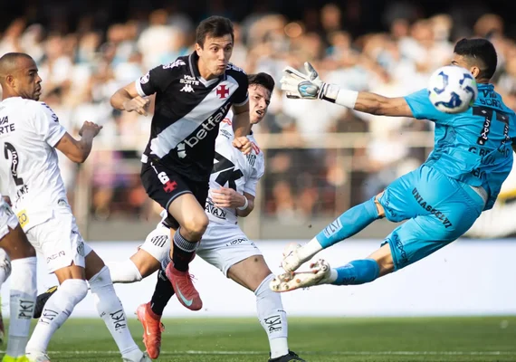 Vasco massacra o Santos por 6x0 com Neymar em campo
