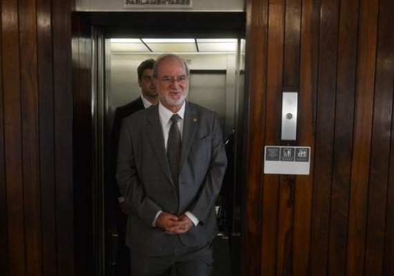 Justiça mineira mantém condenação de Eduardo Azeredo em segunda instância